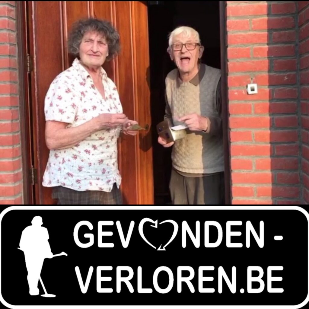 Een verrassing in België, trouwring terug bezorgd na 5 jaar, oude man zeer verbaasd!