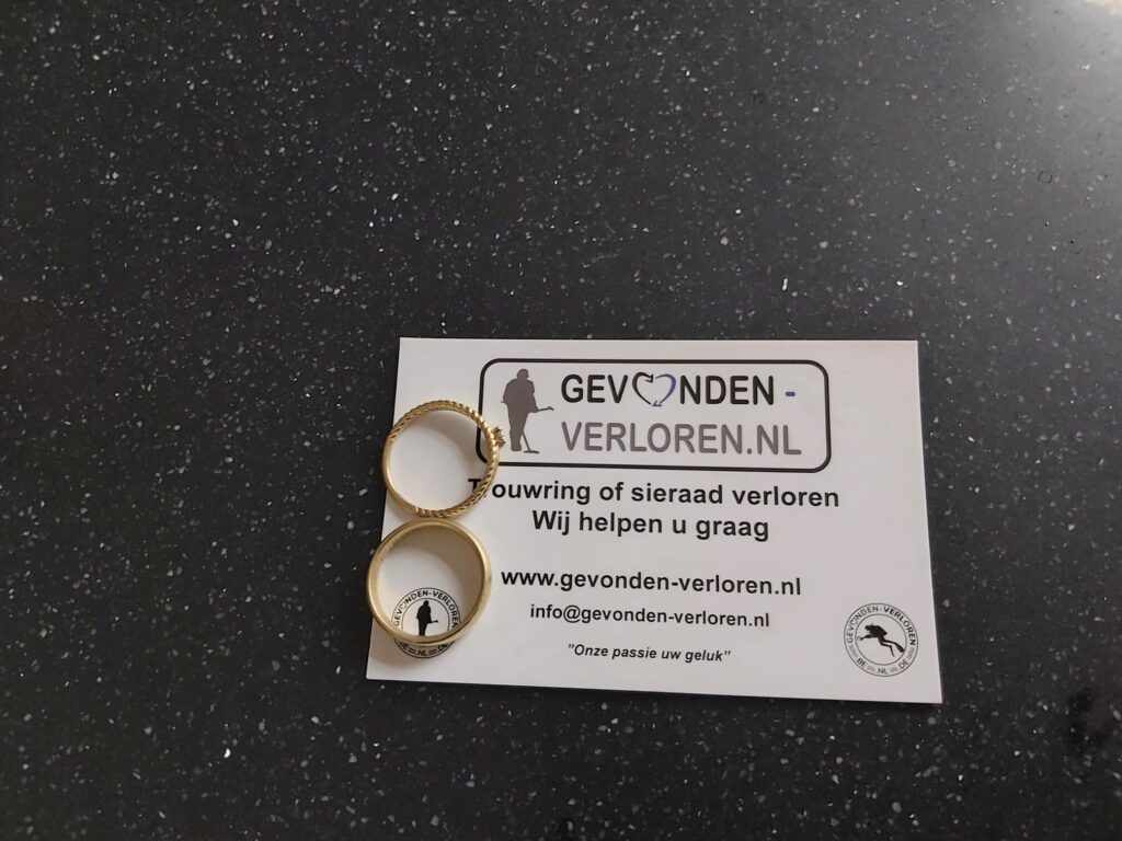 Het strand van Ouddorp neemt twee ringen, maar geeft ze ook weer terug.